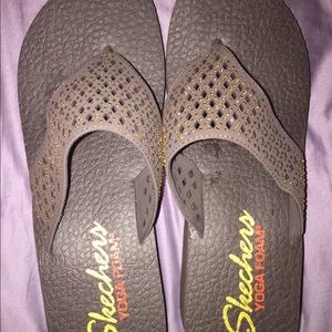 Skechers flip flops!